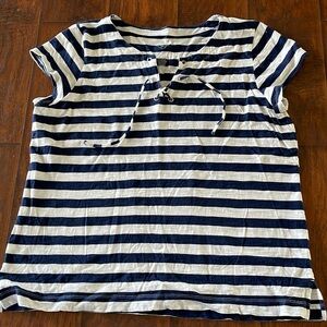 Women’s short sleeve t shirt